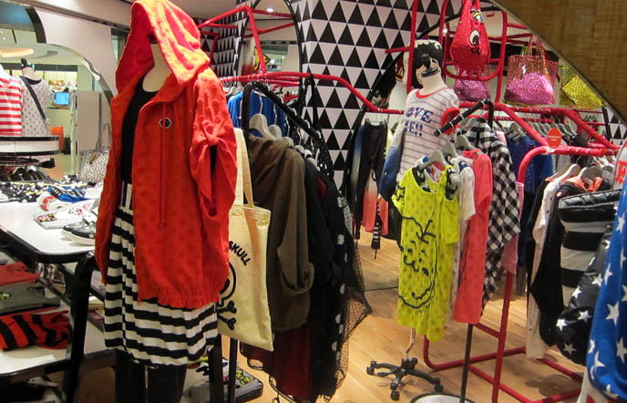 trendy clothing boutiques