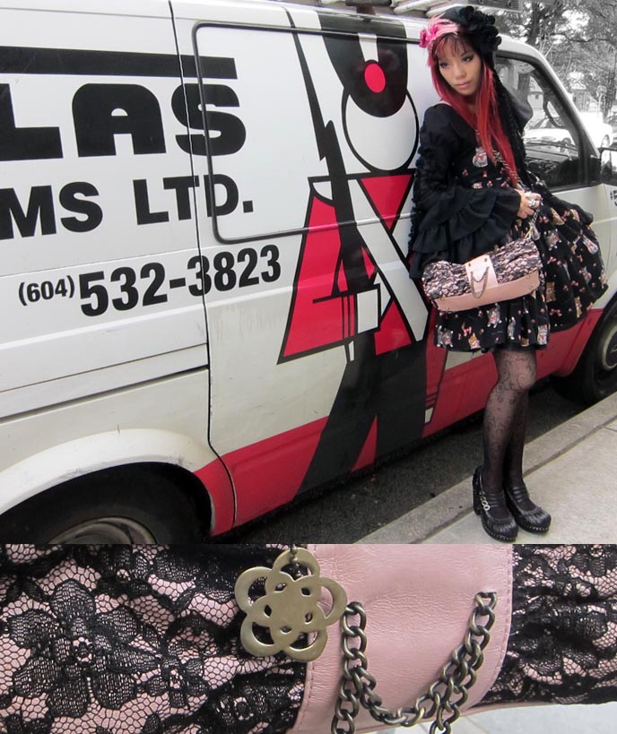 gothic lolita purse, cute girlie bags, designer purses for sale, moda revise, vintage purses, pastel ladies accessories, modarevise, anime manga inspired clothing, fashion, bloggers fashion collaborations, lolita satchel, gothic purses, innocent world dress, lolita jsk, egl sales, elegant gothic lolita, beret, feather headband, pink lace