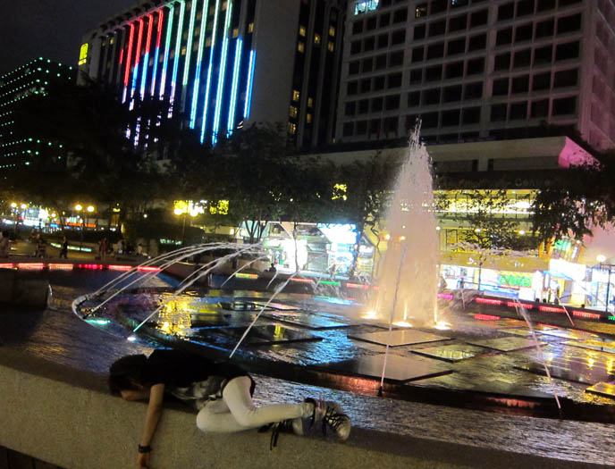 HONG KONG NIGHT PHOTOGRAPHY, TSIM SHA TSUI SYMPHONY OF LIGHTS SHOW. NEON STREET SIGNS, ASIA WALKING TOUR, Travel in hong kong, attractions, nightlife, tourist guide, the city of nights, buildings lit up with lights, chinese store signs, skyline, Pictures of Hong Kong at night, evening scenes, shopping, food