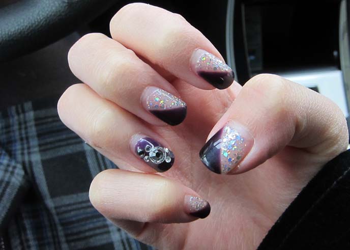 nail art design, nail art photos, nailart inspiration, japanese nails, nail polish techniques, nail art salon vancouver, bling nails, cool designs nails, nail artists, nail design competitions, nail art contests, purple hair, violet hair dye, dark purple hairstyle, japanese goth fashion, alternative street style, cute goth girls