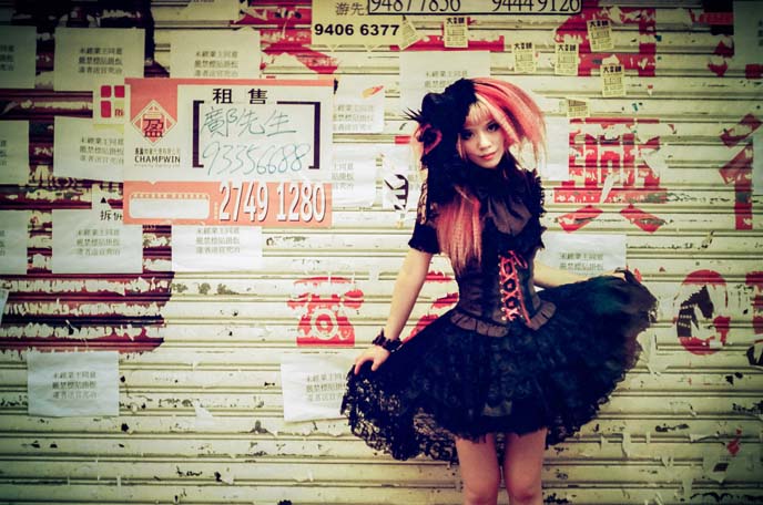 GOTHIC LOLITA brands hong kong, china gothic, goth punk fashion hong kong, spider gothic lolita dress, goth magazine model