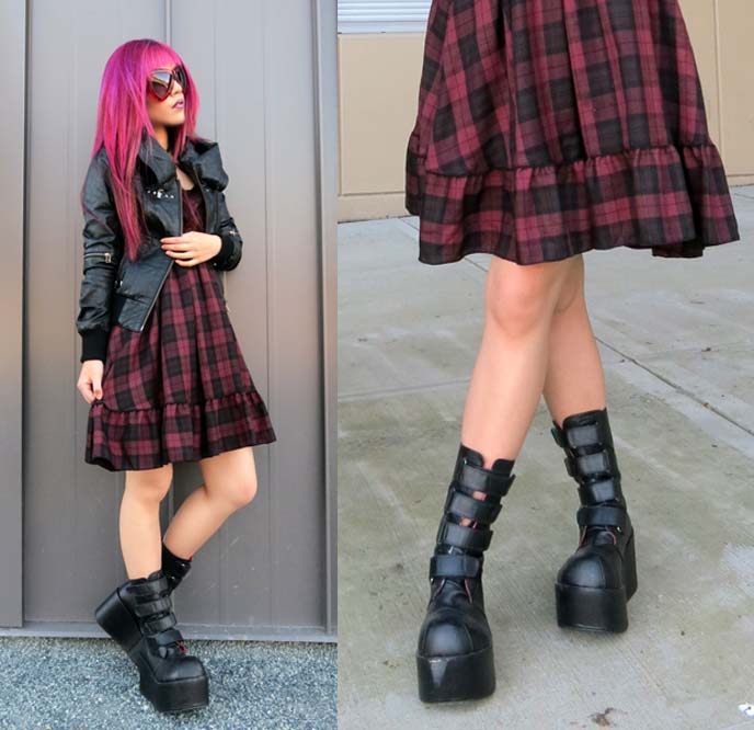 plaid grunge, new grunge, nu goth, pink hairstyle