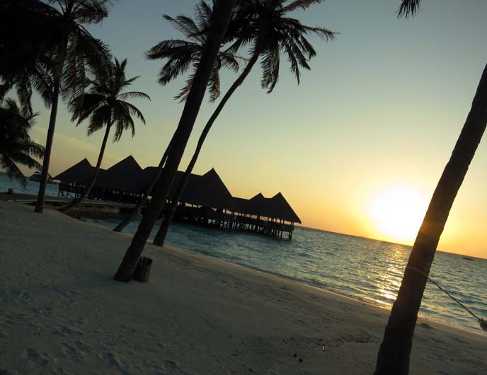 Maldives sunset, island paradise, treasure island