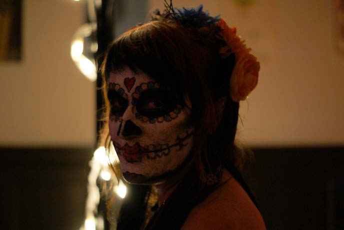 day of dead facepaint, girl sugar skull makeup