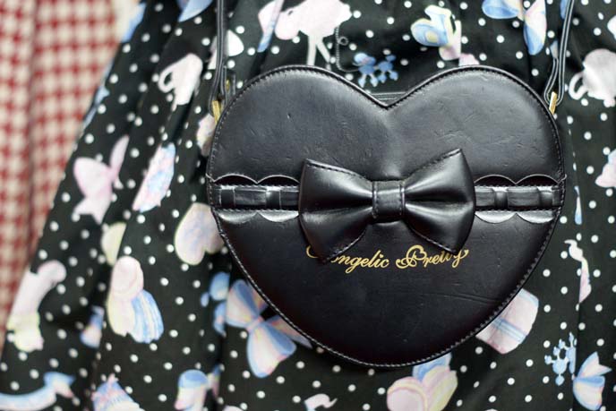 angelic pretty heart purse