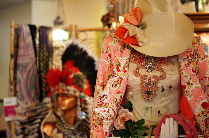 vintage designer boutiques