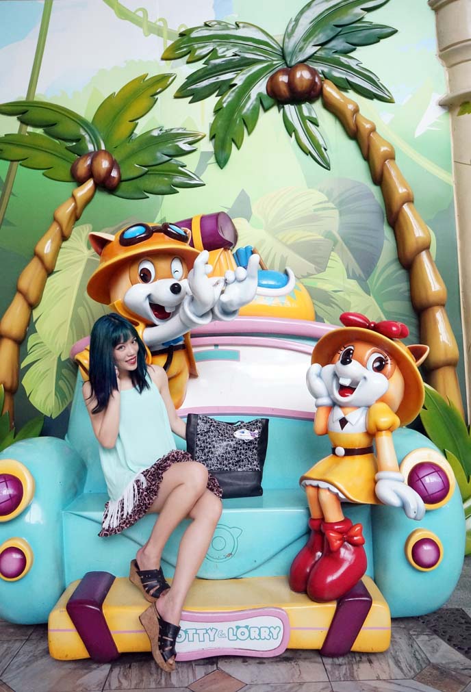 lotte world mascot, lorry