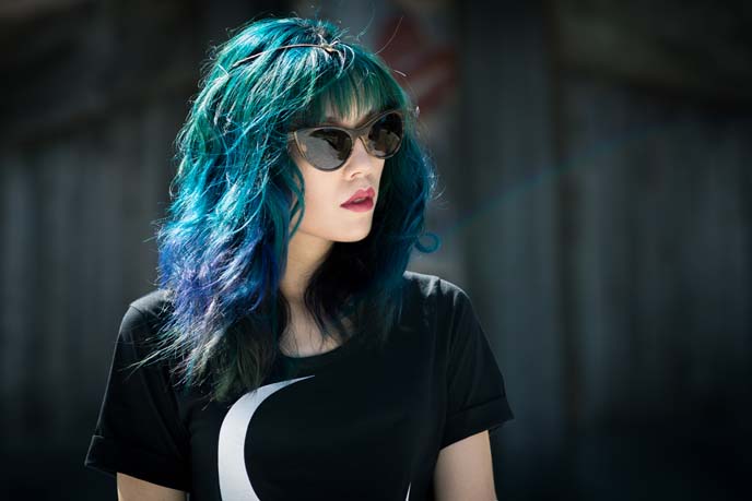 blue hair, cat eye sunglasses