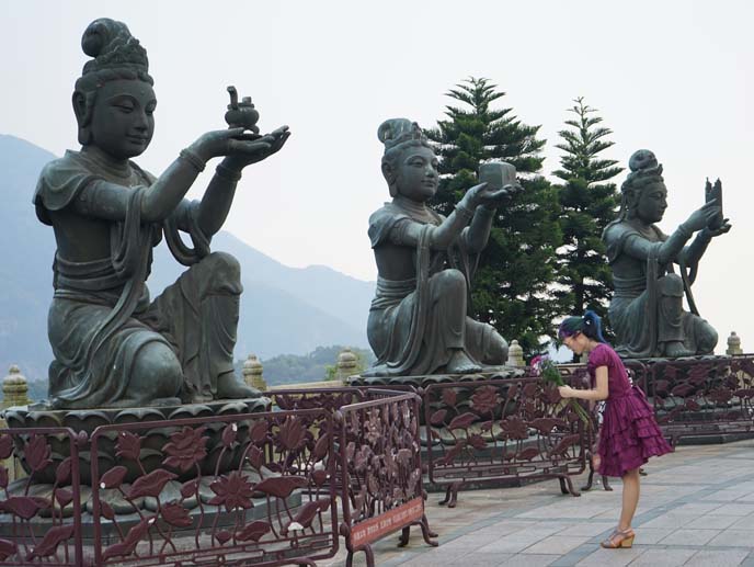 lantau bodhisattva statues