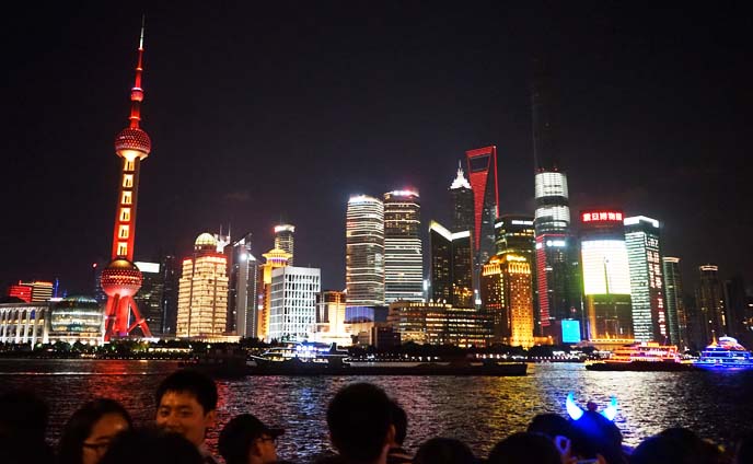 shanghai bund skyline