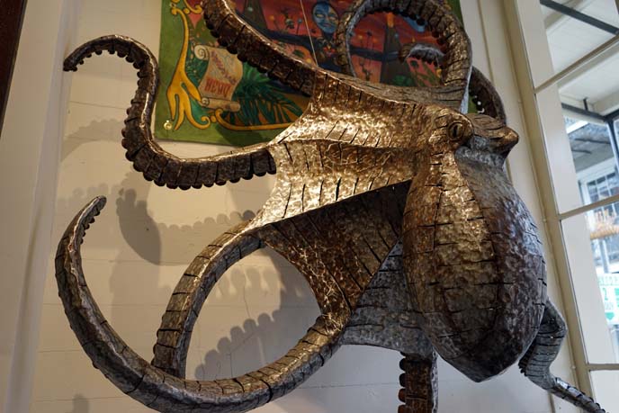 metal octopus sculpture