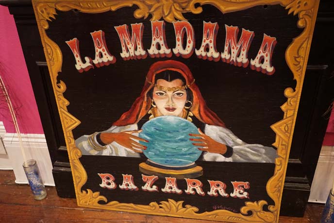 la madama bizarre art