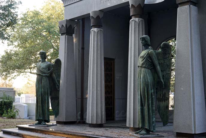 marble angels tomb