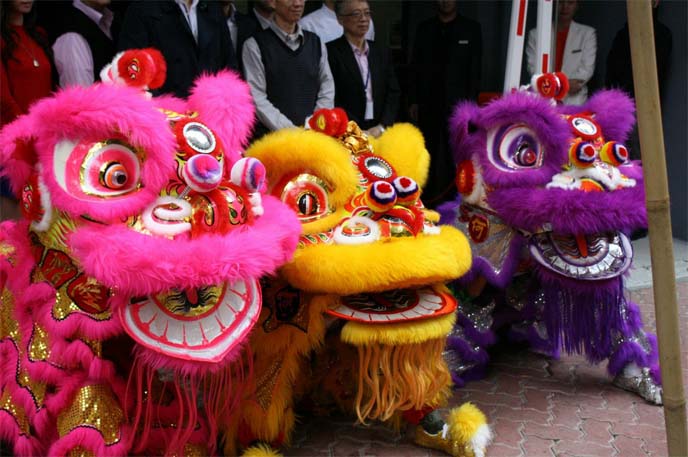 watch lion dance, hong kong