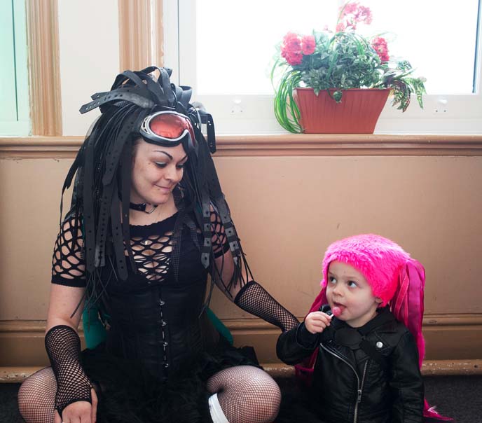 baby goth, gothic kids