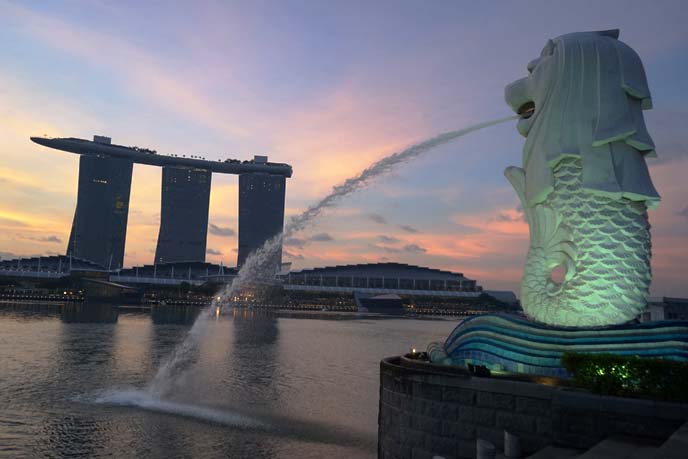 merlion, marina bay sands singapore