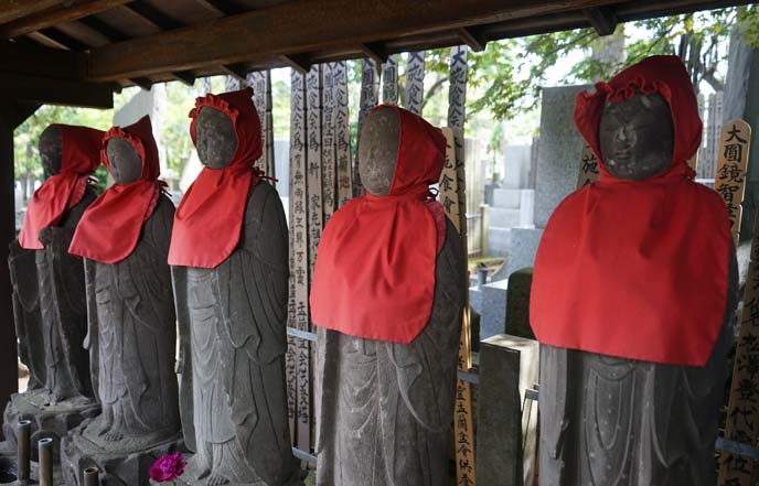 buddhist stone figures