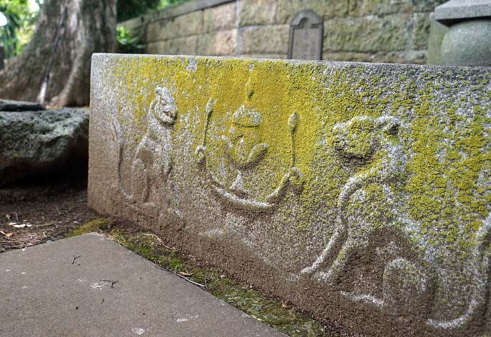 japanese lion carving stone