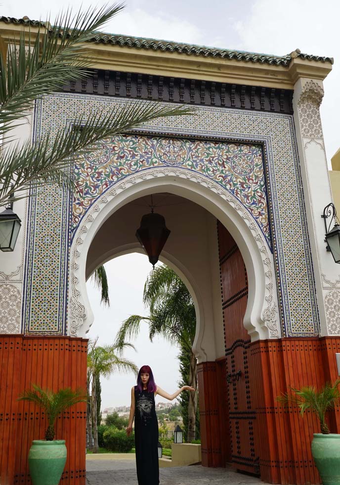 fez morocco archway door