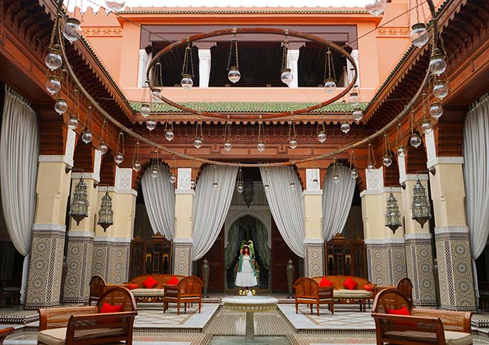 royal mansour marrakesh courtyard fountain