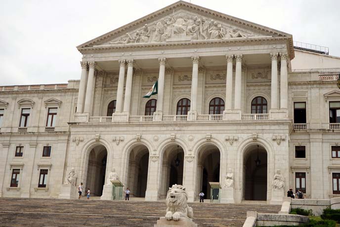 lisbon parliament building, Palace of Sao Bento