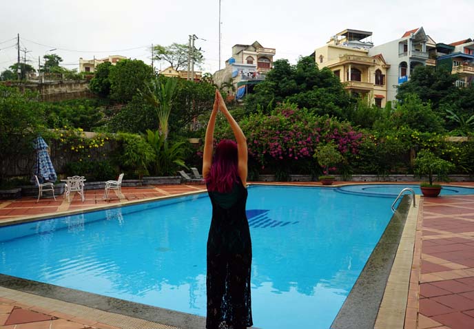 vietnam hotel swimming pool