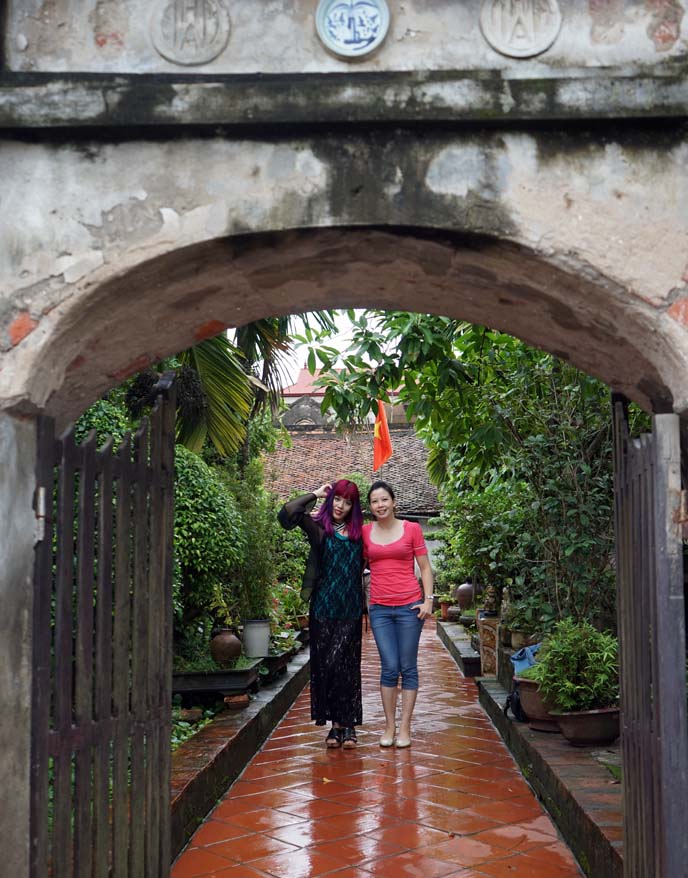 Van Giang village, vietnamese tour guide