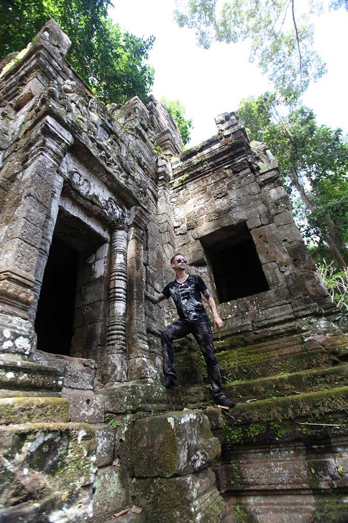 climbing angkor thom