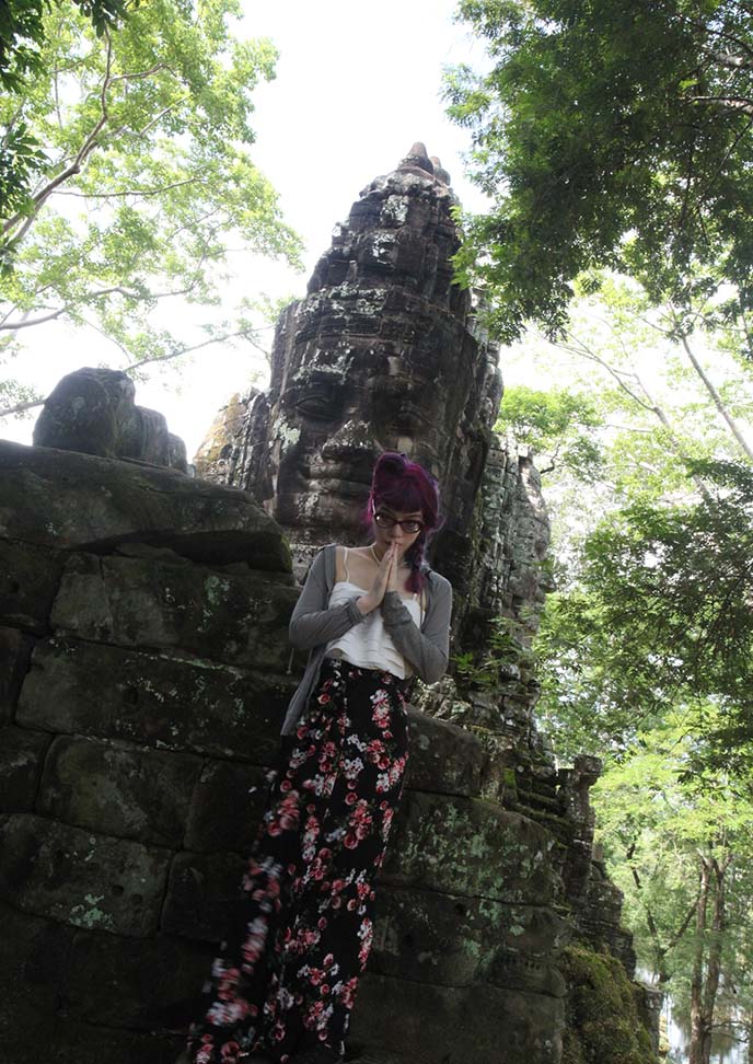 bayon buddha heads