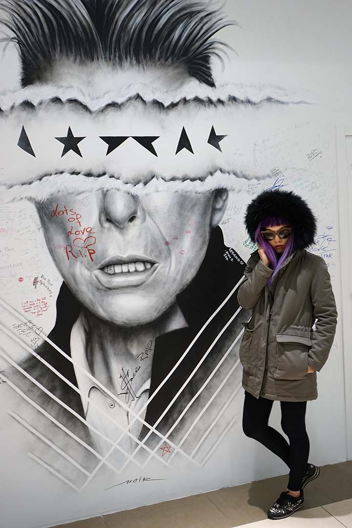 blackstar david bowie album mural