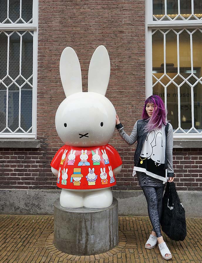 Visiting Miffy Museum in Utrecht, Netherlands! Nijntje Pleintje statue, traffic lights & airport shops. La Carmina Blog - Alternative Fashion, Goth Travel, Subcultures