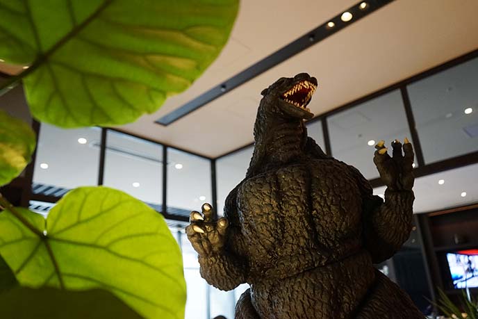 life size godzilla statue tokyo