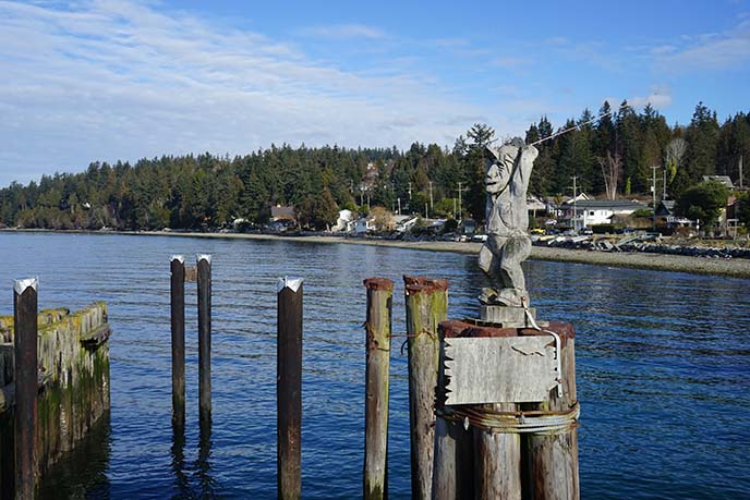 bc islands fishing statue