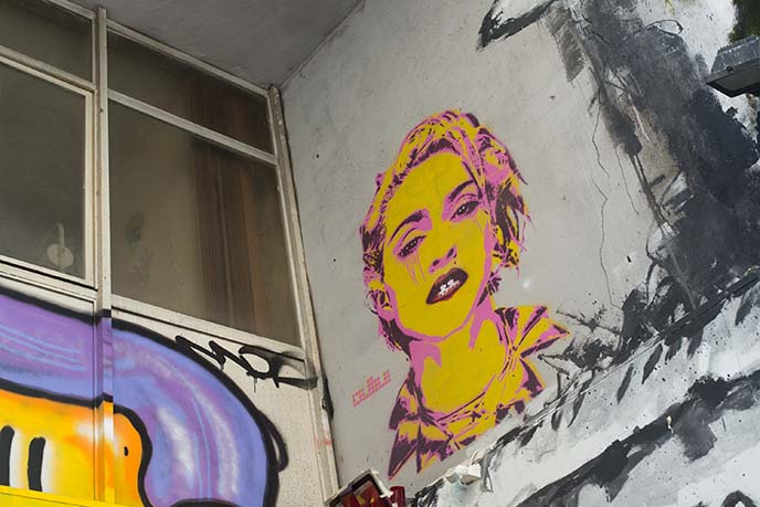 madonna street art