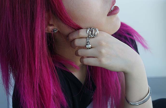 goth ring designer alex streeter