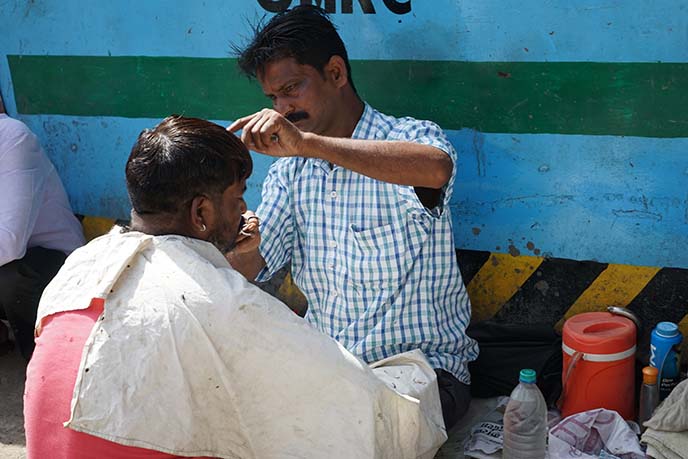 india barber haircut in streets