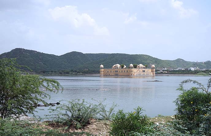 india floating palace