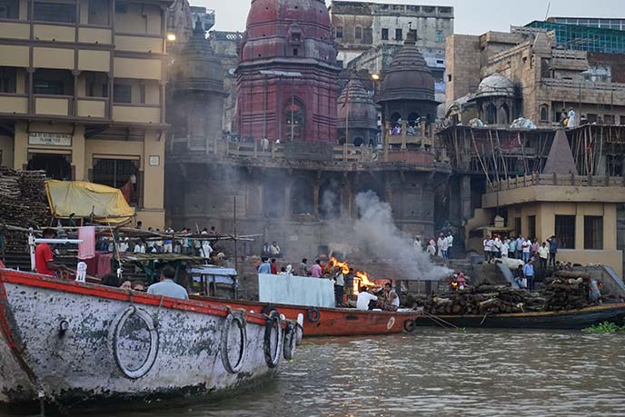 varanasi cremation grounds smoke funeral pyres