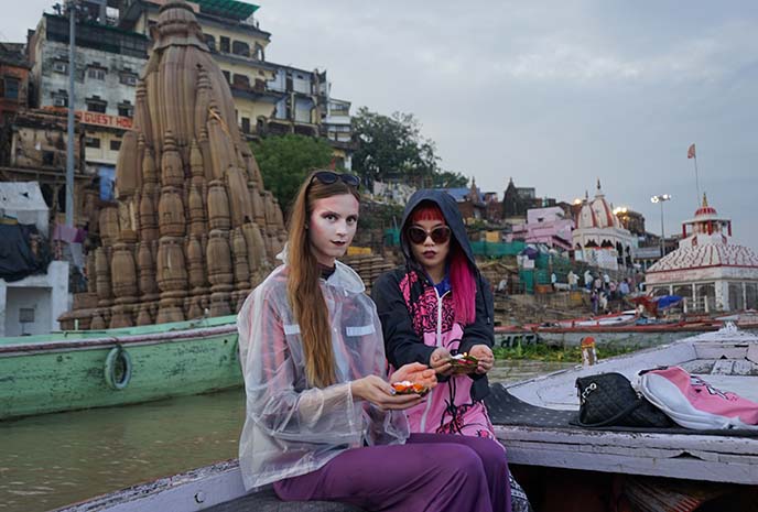 aarti ceremony offering