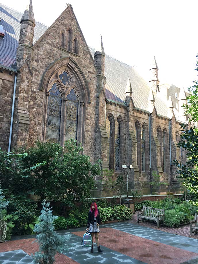 First Unitarian Church of Philadelphia courtyard