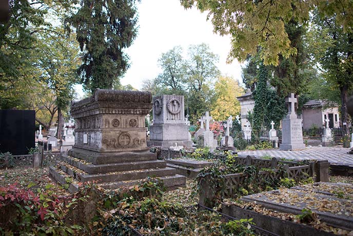 bucharest haunted cemetery tombs