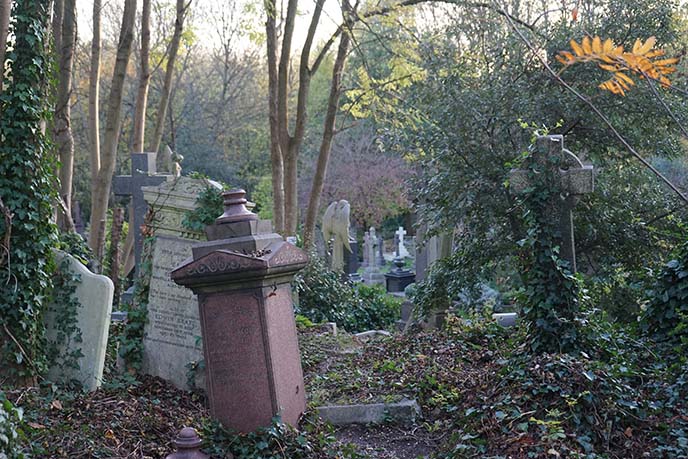 highgate cemetery west east