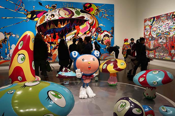 japanese kawaii weird murakami sculptures