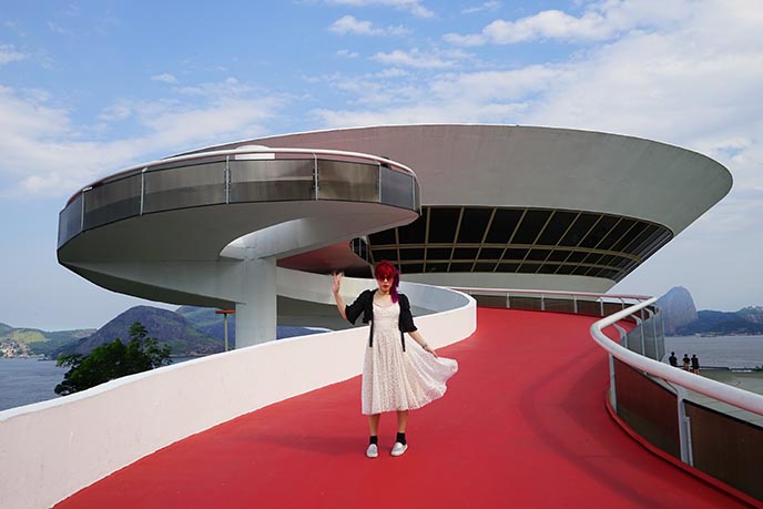 Futuristic Architecture in Rio de Janeiro, Brazil! Museum of Tomorrow ...