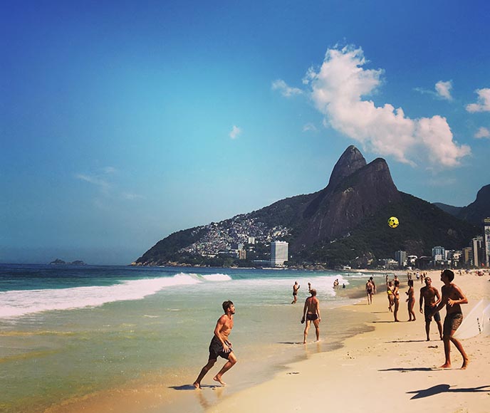 rio de janeiro ipanema beach boys