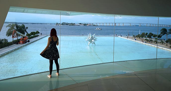 museum of tomorrow reflection pool