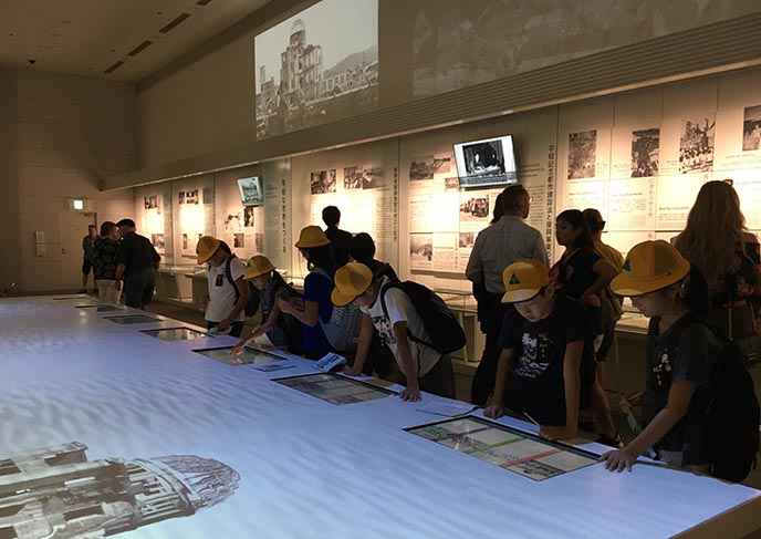 children at hiroshima peace museum