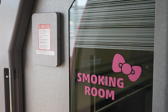 bizarre hello kitty smoking room