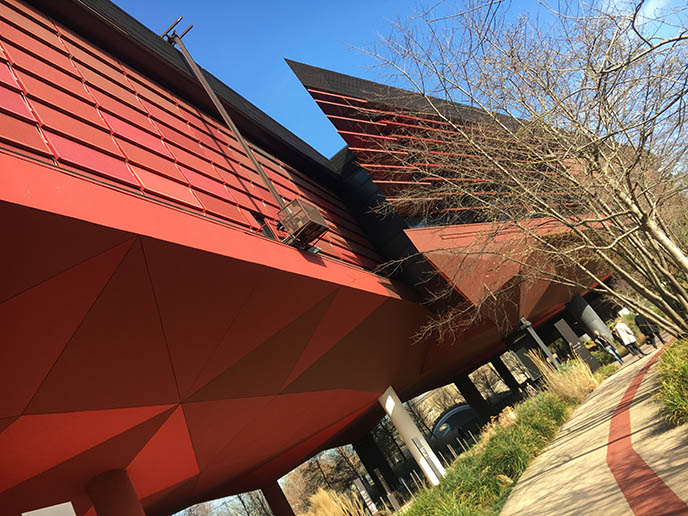 quai branly museum red exterior architecture