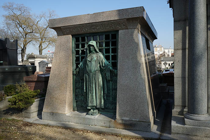 gothic spooky haunted paris france